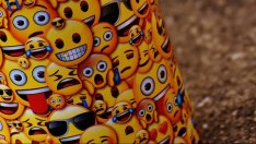 Как един емотикон може да помогне за ориентиране в непознати градове