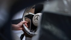 Mercedes разработва автомобил, който да разговаря с потребителите чрез изкуствен интелект