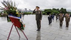 Ким Чен Ун показа забранени балистични ракети на руския военен министър Сергей Шойгу