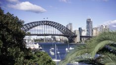 ОИСР снижава значително прогнозата си за световната икономика през 2022 и 2023 г.