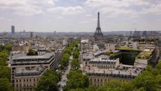 Франция се изправя пред риск на пазара на облигации, който предпочита да игнорира