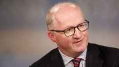 Лейн: Умерените лихвени увеличения са еталон за постепенното нормализиране