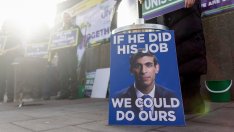 Сунак трябва да възстанови международното уважение към Великобритания