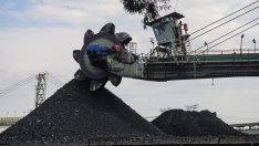 Китайска алхимия превръща въглищата в петрол и газ и може да разтърси енергийните пазари