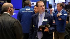 Щатските борси приключиха сесията със спадове