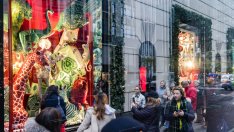 Инфлацията в САЩ се забавя, но заедно с нея - и потреблението