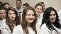 Програма за финансова грамотност тръгва в 18 български училища