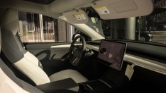 Tesla намалява с 2000 долара цените на автомобилите си в САЩ