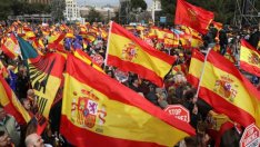 Многохиляден протест в Мадрид срещу премиера Санчес