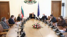 Борисов призова за бързо изготвяне на план за ваксинация на населението 