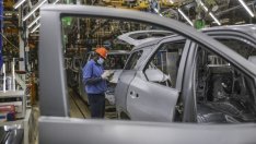 Япония ще спре продажбите на нови бензинови автомобили до 2035 г.