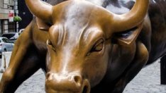 Wall Street се възстановява след едни от най-големите спадове в историята*