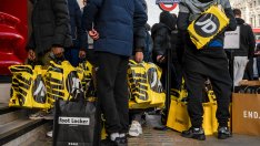 Продажбите на дребно във Великобритания отново са намалели