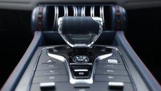 Електромобилните концерни продължават да горят кеш заради растящите разходи