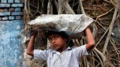 Евтиният индийски таблет излиза до края на месеца 