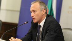 Вълчев: През февруари и март повечето училища ще преподават онлайн 