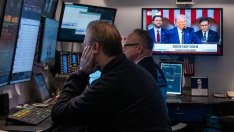 Wall Street се завръща към търговия, обхваната от страхове за рецесия