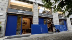 Италиански компании за кафе се опълчват на световния конкурент Starbucks