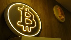 Борсата BitMEX разследва срив в цената на биткойна до 8900 долара