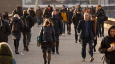 Броят на новите работни места във Великобритания с рекорден ръст през ноември