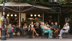 Икономиката на България ускорява леко ръста си през второто тримесечие