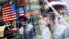 Разпродажбите в технологичния сектор продължават, Nasdaq се срина с 4,1%