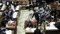 Жените отново "са пас" от надпреварата за наследник на Шиндзо Абе