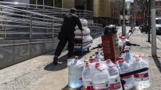 Двамата най-богати мъже в Китай загубиха 18 млрд. долара след нова порция разпродажби