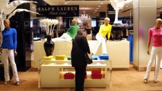 Ralph Lauren отчете силна годишна печалба