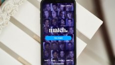 Match се срива на борсата след напускането на лидера на Tinder