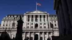 АЦБ одобри най-голямото лихвено повишение от 27 години насам