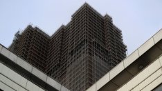 Ключова сделка по спасяването на германския имотен концерн Adler се провали