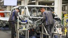 Фабричните поръчки в Германия записаха по-лек спад от очакваното