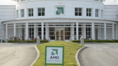 Акциите на AMD се сринаха след слаба прогноза, намекваща за вяло търсене