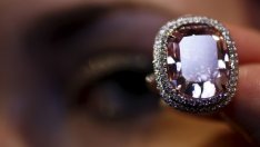 Christie's продава на търг розов диамант с размерите на пощенска марка