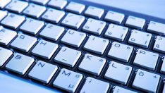 Големи онлайн фирми ще плащат такса за следене дали спазват новите правила на ЕС