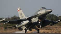 Трябва ли България да купи нови бойни самолети F-16 от САЩ?