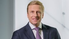 Председателят на BMW Оливер Ципсе е избран за президент на АСЕА