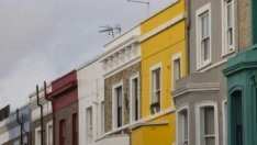 Цените на жилищата във Великобритания растат силно и през ноември