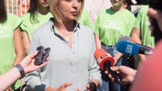 Манолова: Боклукът на София мирише, но обществените поръчки за него вонят*