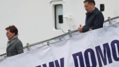 Първата плаваща ядрена централа в света пристигна в постоянната си база