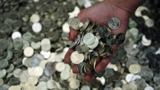 ЕК препоръчва внимание към необслужваните кредити в България