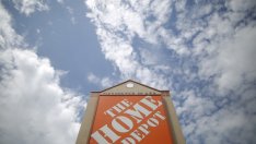 Хакери са откраднали имейл адресите на 53 млн. клиенти на Home Depot