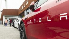 Графика на деня: Tesla все още доминира американския пазар на електромобили 