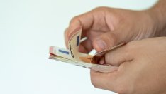 До 10 хил. лева в евро ще могат да се обменят в пощите след влизането ни в еврозоната