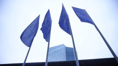 Проучване: ЕЦБ ще запази лихвите на ниво от 2% през следващите две години