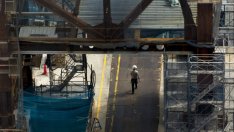 Фабричните поръчки в Германия се повишават неочаквано през октомври