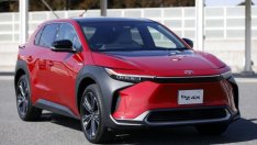 Скъпите суровини помрачават прогнозата на Toyota за печалбата за 2022 г.