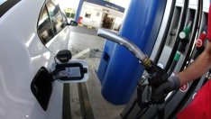 Обсъжда се до 50 литра гориво да е на по-ниска цена за физически лица