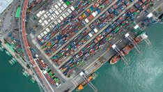 Износът на Южна Корея остава устойчив преди въвеждането на митата от Тръмп